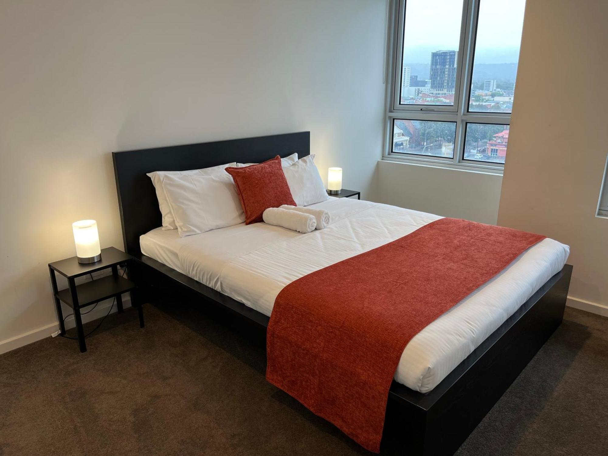Tasha'S Apartments On Morphett アデレード エクステリア 写真